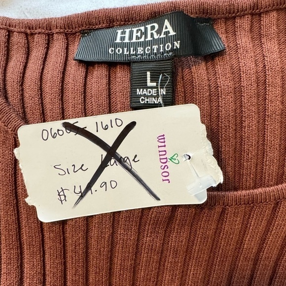 Brown sweater maxi dress with cut out and thigh slit - Picture 4 of 4